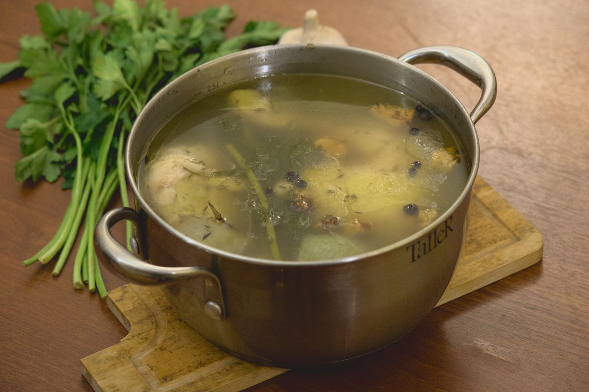 Fragrant Chicken Broth